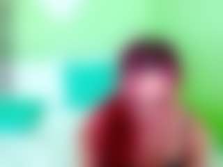 Live cam show with Renesmie - Body Massage on Camsoda