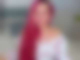 Renesmie's Live Sex Cam Show