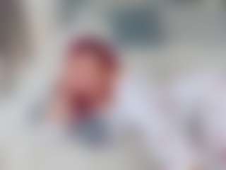Renesmie's Live Sex Cam Show