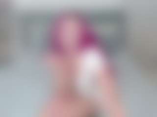 Renesmie's Live Sex Cam Show