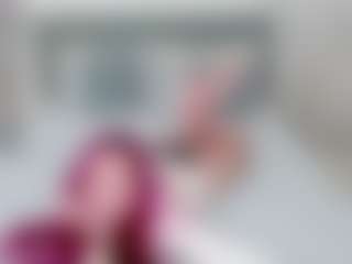 Renesmie's Live Sex Cam Show