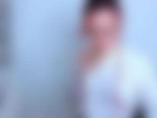Renesmie's Live Sex Cam Show
