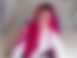 Renesmie's Live Sex Cam Show
