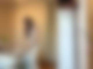Kira's Live Sex Cam Show