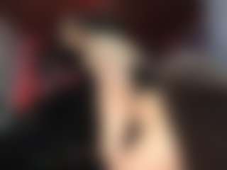 Live cam show with roxanelatina - New Sexwebcam on xplaylive.com