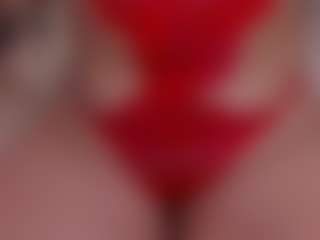 Show de cam en vivo con Sienna-Aniston - Oil en Camsoda