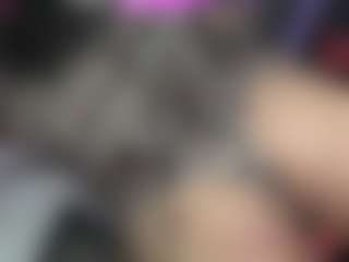 Live cam show with Sofia-Sweetss - White on camwithhim.com | colombia