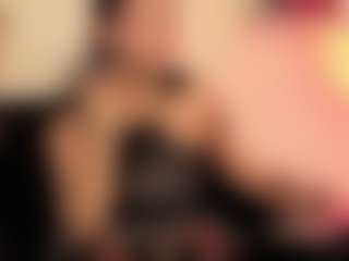 Live cam show with MarialeAngelpm - Tease on CamClone
