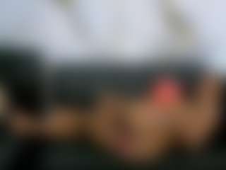 PartyWithMedellins's Live Sex Cam Show