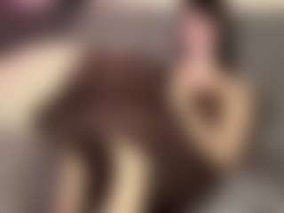 Live cam show with Mikki - Genital Piercings on Cam Slut