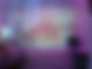 Live cam show with Dolllface - Ride Torso on livesuperchat.net