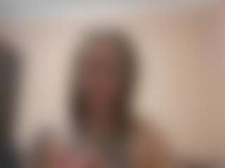 Live cam show with AmadaRygiewicz - Flashing on Dolls Live