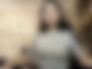 Live cam show with AraWyett - Yoga on Stripli.com