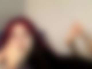 Live cam show with DrusillaLarkey - Mature Young Adult on SpunkLive