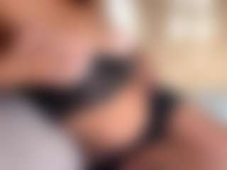HoaStarratt's Live Sex Cam Show