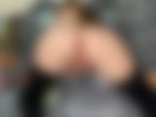 Live cam show with Kate - Nipple Piercings on CamwithHer