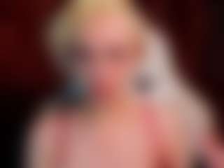 Live cam show with Blondeice - Natural on crypto-cams