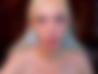 Blondeice's Live Sex Cam Show