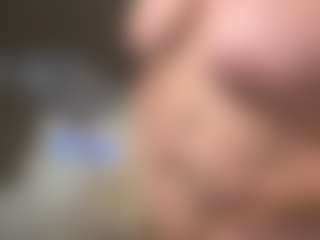 Live cam show with highyellaaubrey - Tease MILF on Hubzter Live