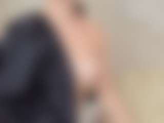 LaraLane's Live Sex Cam Show