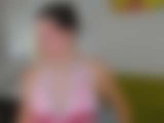 Amelya-Wood's Live Sex Cam Show
