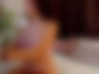 Live cam show with Amelya-Wood - New Spank on intimatelivegirls.com