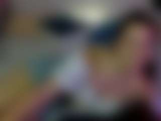 Live cam show with Amelya-Wood - Body Massage on Gym Cam Girls