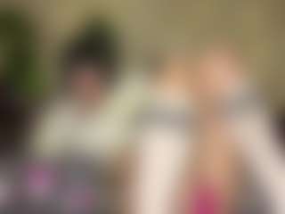 Live cam show with LeeannaKarels - Tattoos Young Adult on xplaylive.com