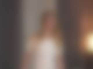 Live cam show with MariHamacher - Athletic White on Streamer API | united kingdom