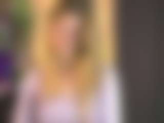Live cam show with MariHamacher - Public on friskycurves.com