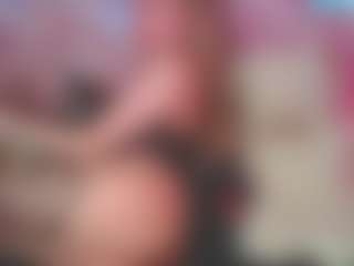 RhiSweetHole's Live Sex Cam Show