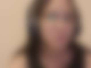 Mia's Live Sex Cam Show