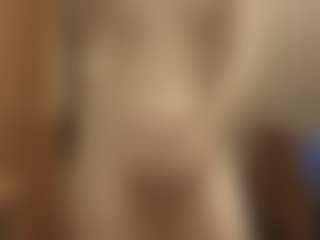 Mia's Live Sex Cam Show