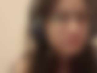 Mia's Live Sex Cam Show