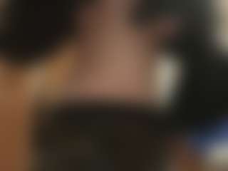 Mia's Live Sex Cam Show