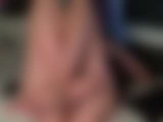 Live cam show with Fluffy-Cloude - Blue Eyes on Cam Slut