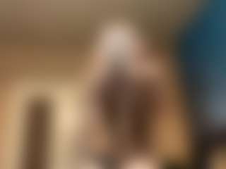Live cam show with AlbertinaBendtsen - Ass Bouncing on Camsoda