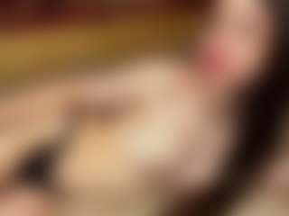 Live cam show with AlbertinaBendtsen - Fetish on Mixed Magazine Live