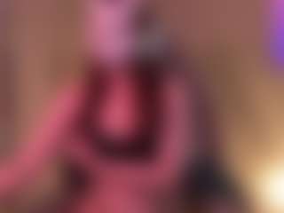 Live cam show with liliqilli - Full Nudity on Fit Hotties