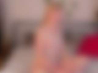 Live cam show with Alicia-Hars - Blonde Hair Fetish on PervPlay.com