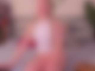 Live cam show with Alicia-Hars - Thong on Camversity