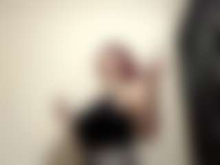 Live cam show with AwildaHuberman - Nipple Piercings on Porn Luv