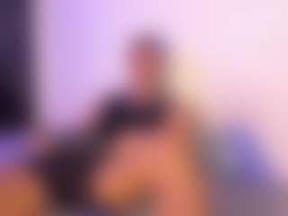 Chirshot21's Live Sex Cam Show