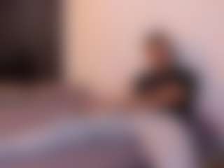 Chirshot21's Live Sex Cam Show