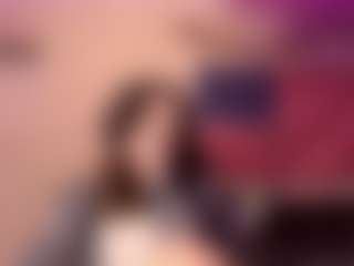 Live cam show with EricBursley - Beauty on Milfs Live