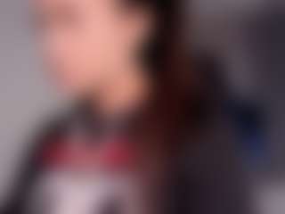 Live cam show with karolvg - Petite on sexylive.show