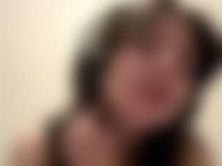 LinneaKjos's Live Sex Cam Show