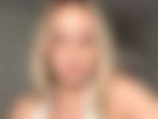 MerriRiesgraf's Live Sex Cam Show