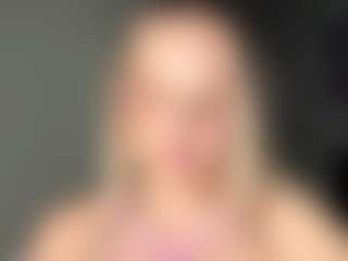 MerriRiesgraf's Live Sex Cam Show