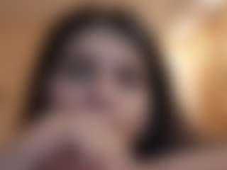 Live cam show with Rose - Hairy Pussy on Camsoda